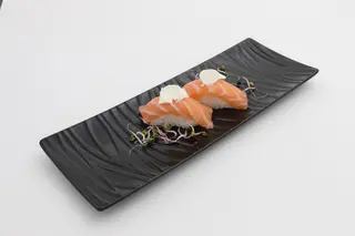 Sake With Cheese Philadelphia (2 Pzs.)