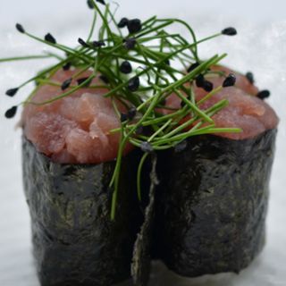 Gunkan maguro