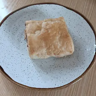 Panikes Mistos
