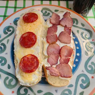 Tečakuva sendvič