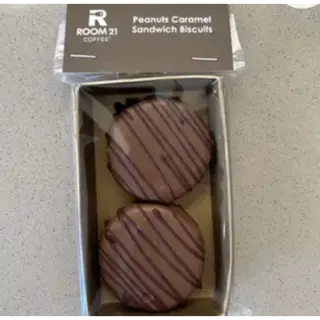  Crunchy Chocolate Almond Wafers  Milk     