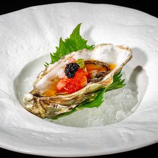 173. Sashimi ostriche special