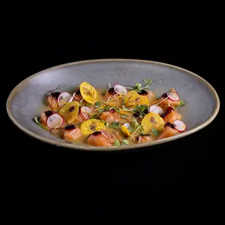 Tiradito de salmón