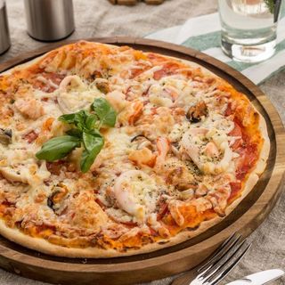 Pizza Royale. حجم متوسط 