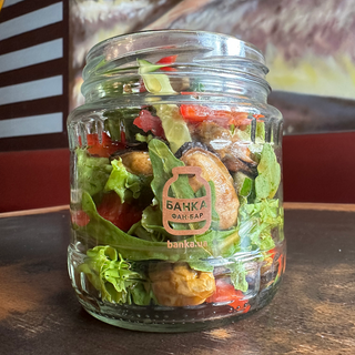 Салат з мідіями