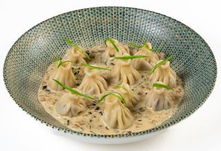 Хинкалиоли с грибным соусом (300г)