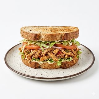 Sándwich De Pollo Mechado