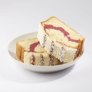 Raspberry&Coconut Loaf Cake