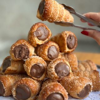 Cannoli de hojaldre choconutella (1 ud.)