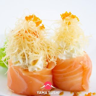 Gunkan gio salmon Philadelphia