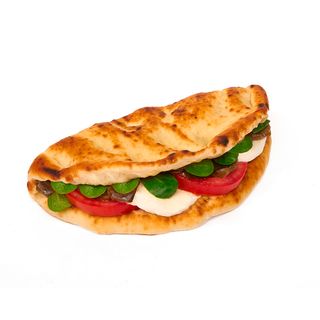 Focacciotto melanzana, pomodoro e mozzarella