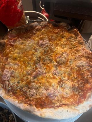 Pizza Mandolina (30 Cm.)