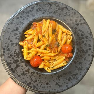 Penne Pomodoro Fresco si Basilico