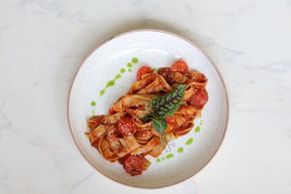 Паста AL Pomodoro