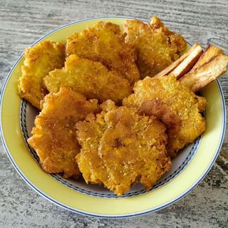 Porción de patacones