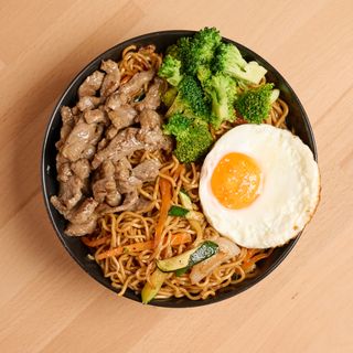 Yakisoba Ternera