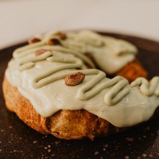 Croissant Relleno De Pistacho