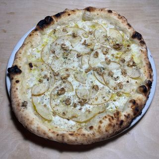 Pere, noci e gorgonzola