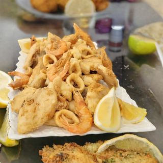 Friture de poisson moyenne