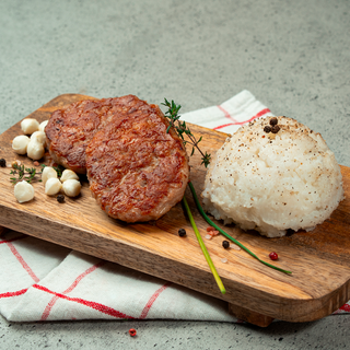 Кюфтета с моцарела (3бр)