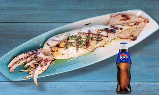 MENIU CALAMAR UMPLUT CU FETA SI BAUTURA RACORITOARE