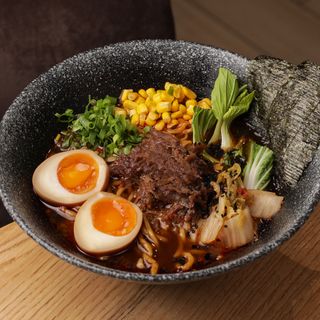 Рамен з рваною яловичиною (615г)