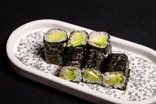 97. Hosomaki avocado
