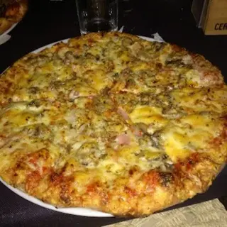 Pizza Abanico, Mediana