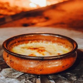 Provolone Amb Xoriç I Bacó