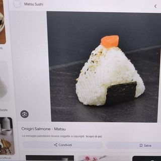 Onigiri salmone