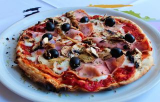 Pinsa Caprichosa (33 Cm.)