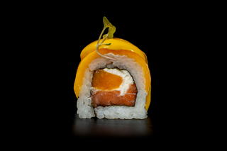 202. Uramaki De Mango (8 Uds.)