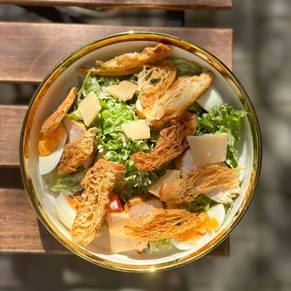 Салат Цезар з курчам (150/40)