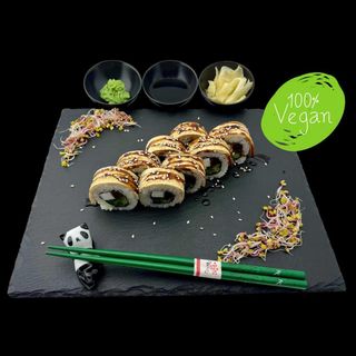 Uramaki owinięte tofu wędzonym - 8 szt