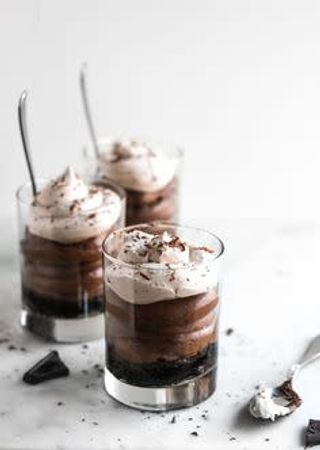 Verrine À La Mousse Et aux brownies