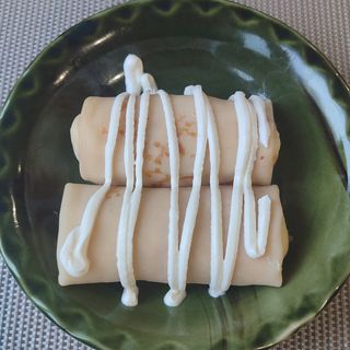 Млинці з куркою та сиром зі сметаною 200+30гр