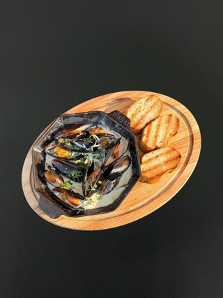 Мідії в Вершковому соусі (200/60г)