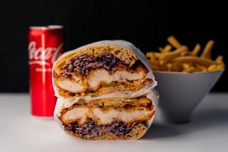 Скиачата с Пържено Пиле Меню