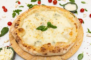 Pizza Cinque Formaggi Ø32cm
