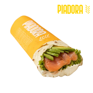 Salmone, philadelphia, lattuga e avocado