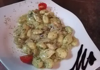 Njoke sa piletinom i spanaćem