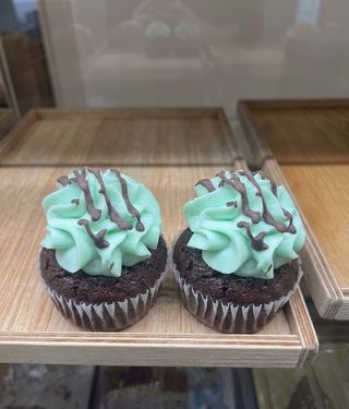 2 Menta cupcake