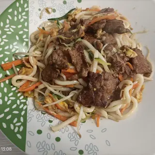 510, yaki udon con vitello