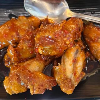 Alitas de pollo con salsa barbacoa