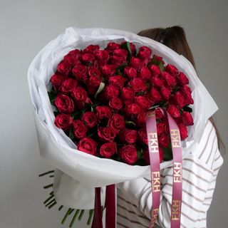 51 червона троянда