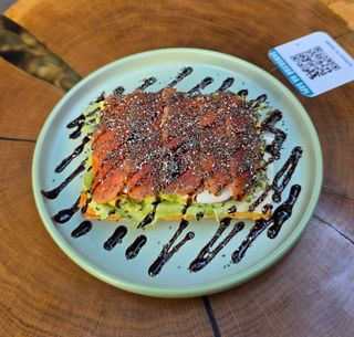 Вафля з червоною рибою