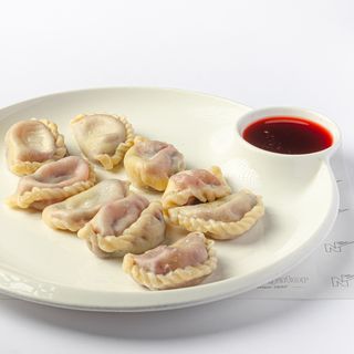 Вареники с клубникой и вишней (250 гр.)