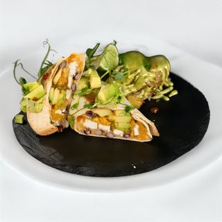 Meniu mexican torta si suc la alegere