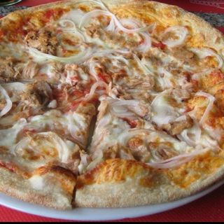 Pizza De Atún (33 Cm.)