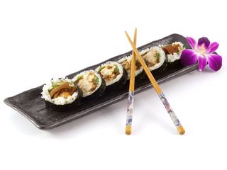 Z pieczonym łososiem